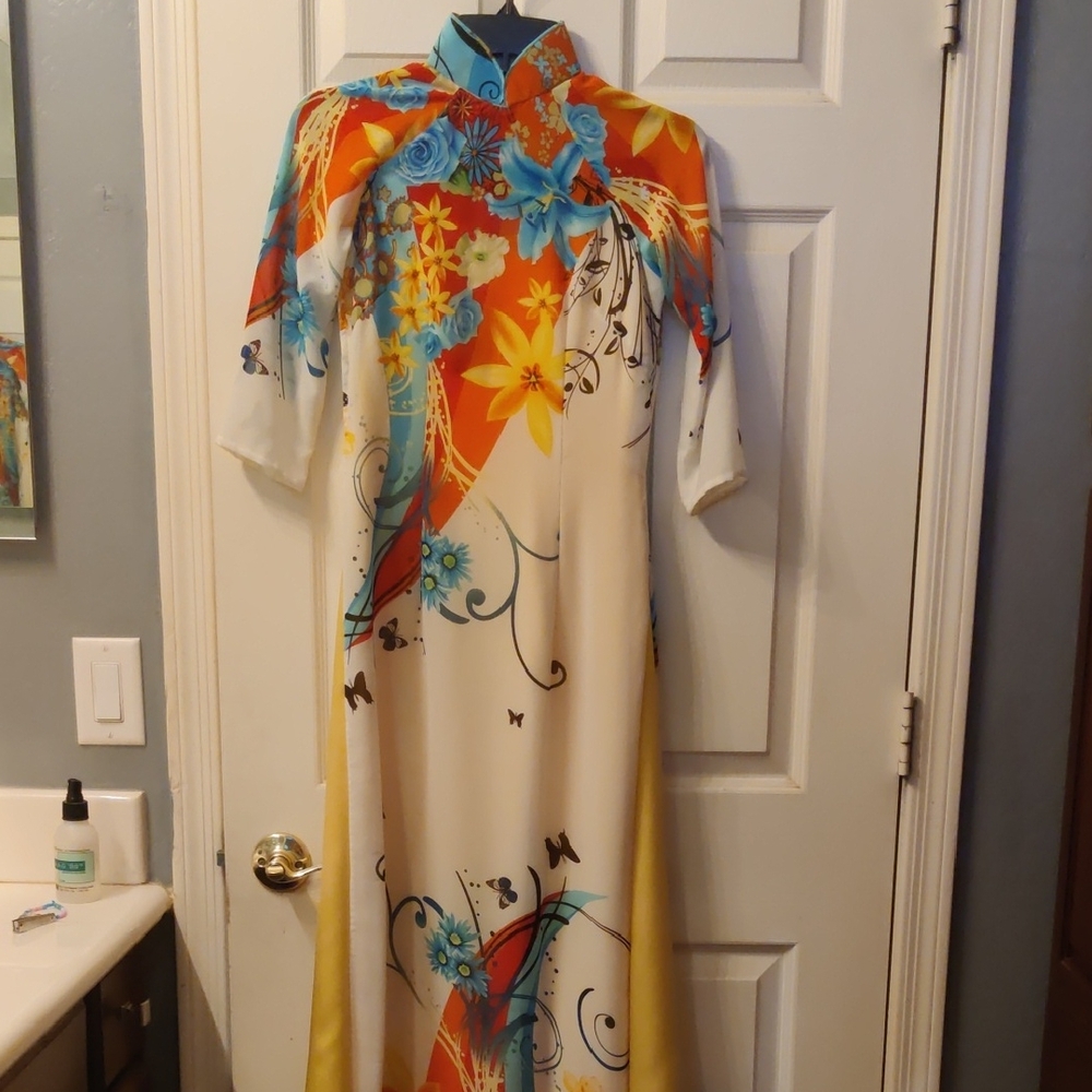 Elegant Floral Long Sleeve Dress